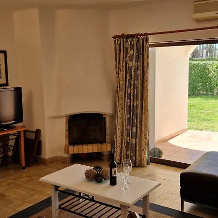 Sao Rafael Village 2 Bedroom With A Pool אלבופיירה