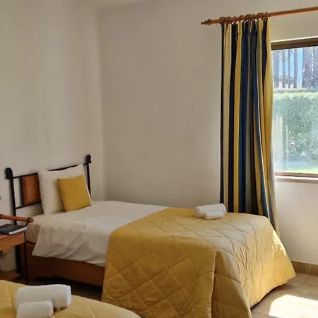 Sao Rafael Village 2 Bedroom With A Pool *